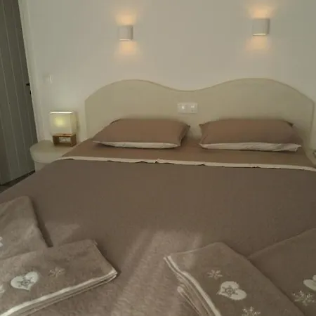 Afroditi & Appart hôtel Logaras