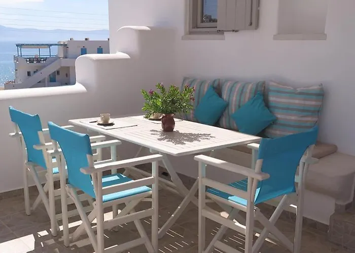 Afroditi & 3* لوغاراس