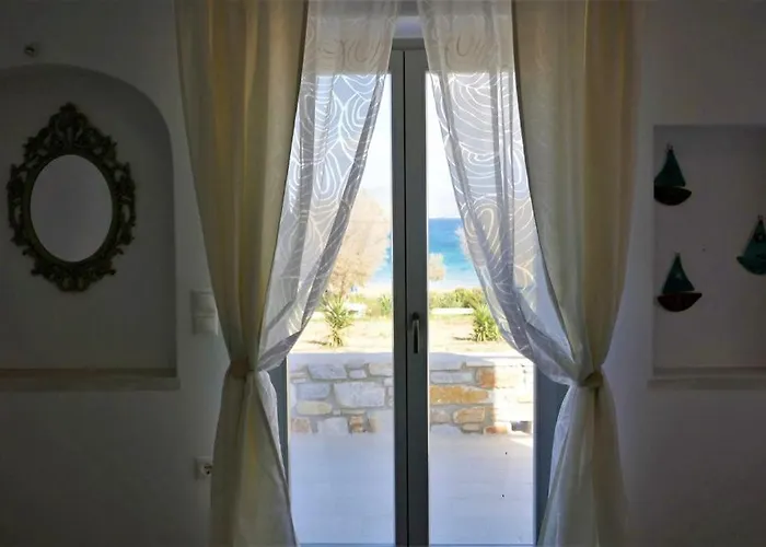 Afroditi & 3* لوغاراس