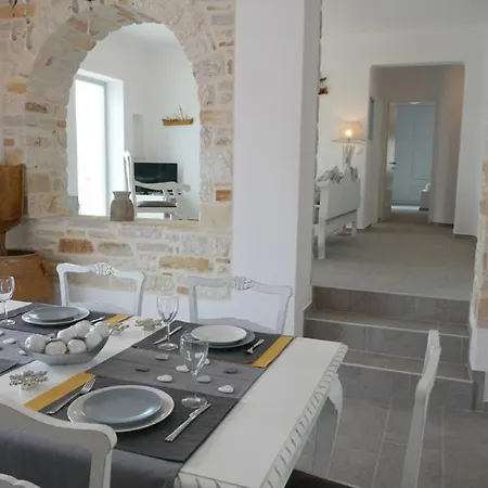 Hotel apartamentowy Afroditi & 3*