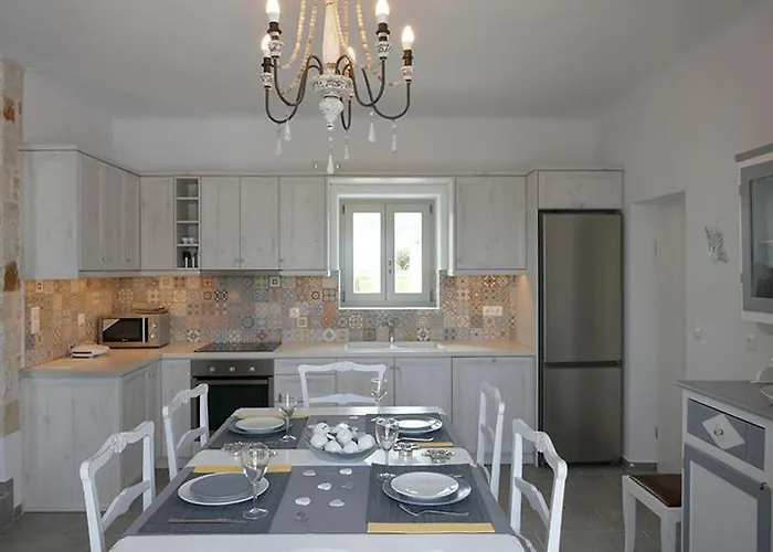 アパートホテル Afroditi & ロガラス