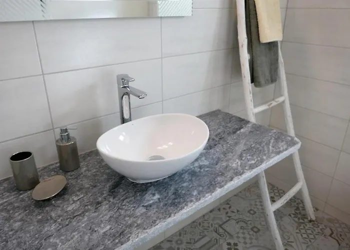 Aparthotel Afroditi & Logaras