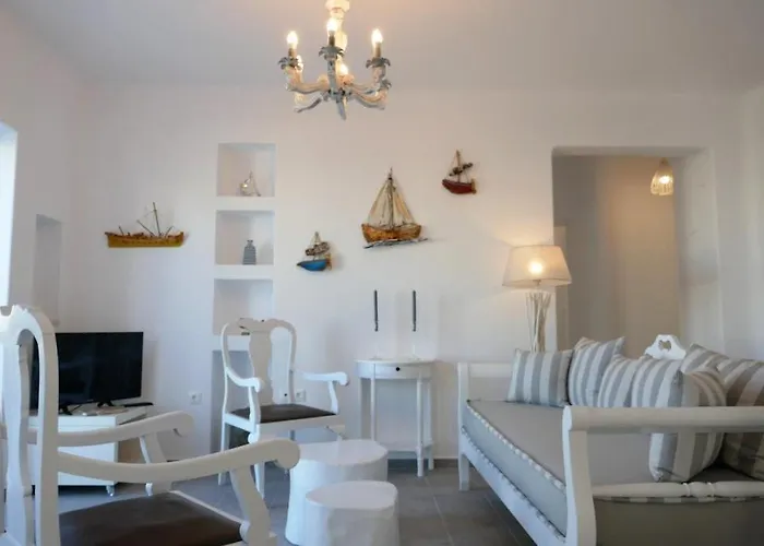 Afroditi & Aparthotel 3*