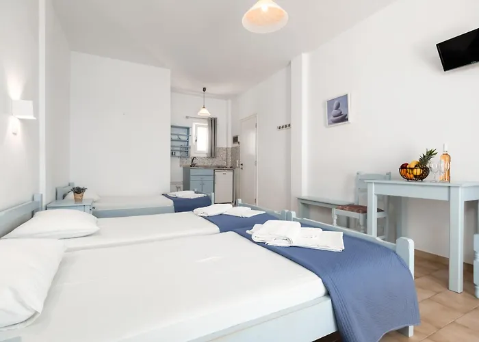 Afroditi & Aparthotel Logaras